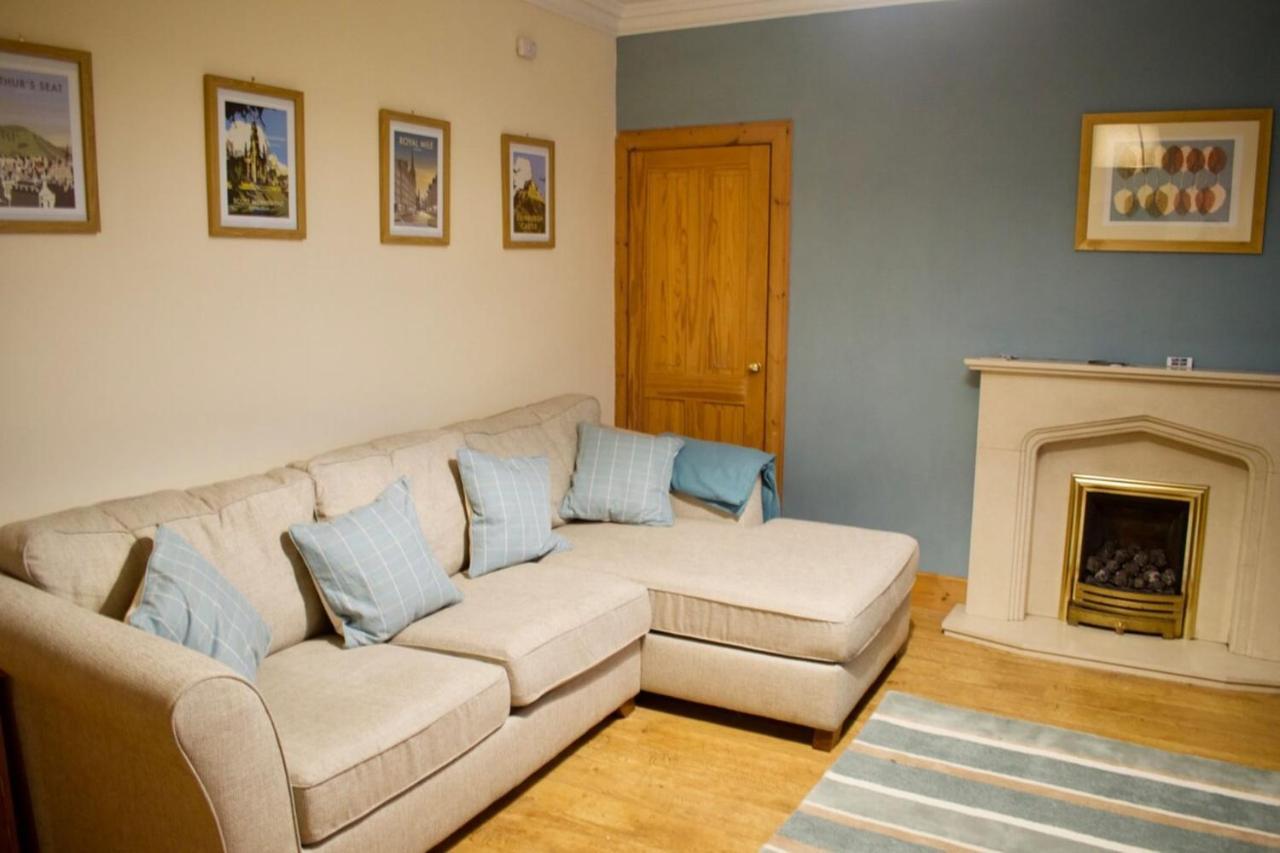 Newly Refurbed Home With Free Parking Edinburg Exteriör bild