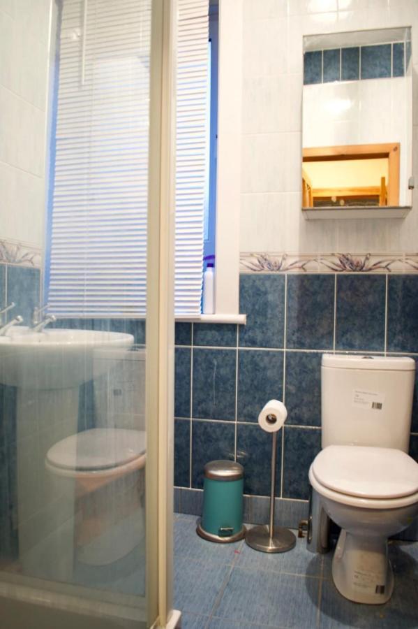 Newly Refurbed Home With Free Parking Edinburg Exteriör bild